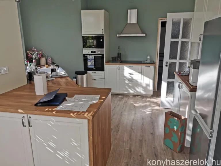 Elkészült konyha (2019. október)