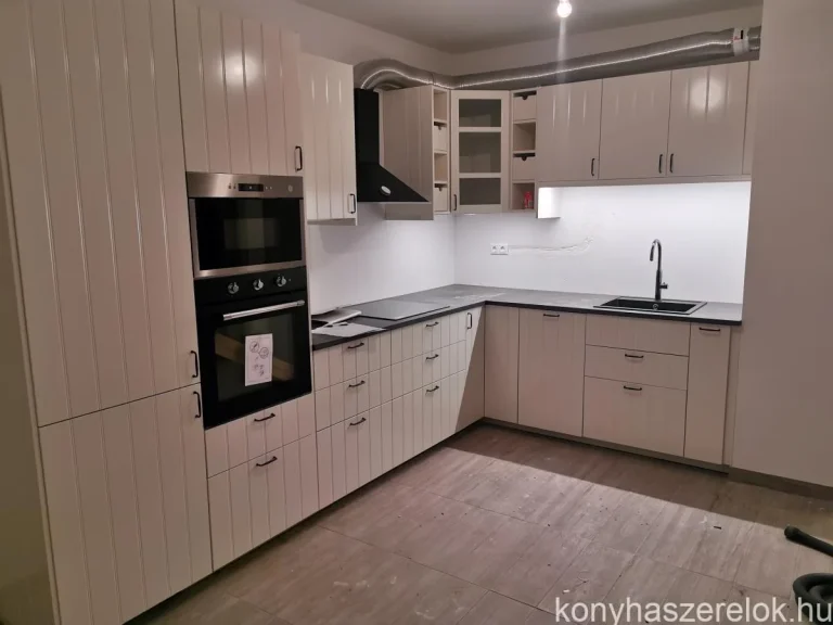 Elkészült konyha (2020. február)