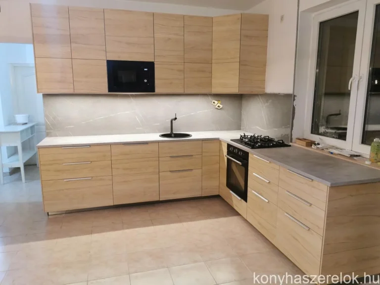 Elkészült konyha (2020. november)