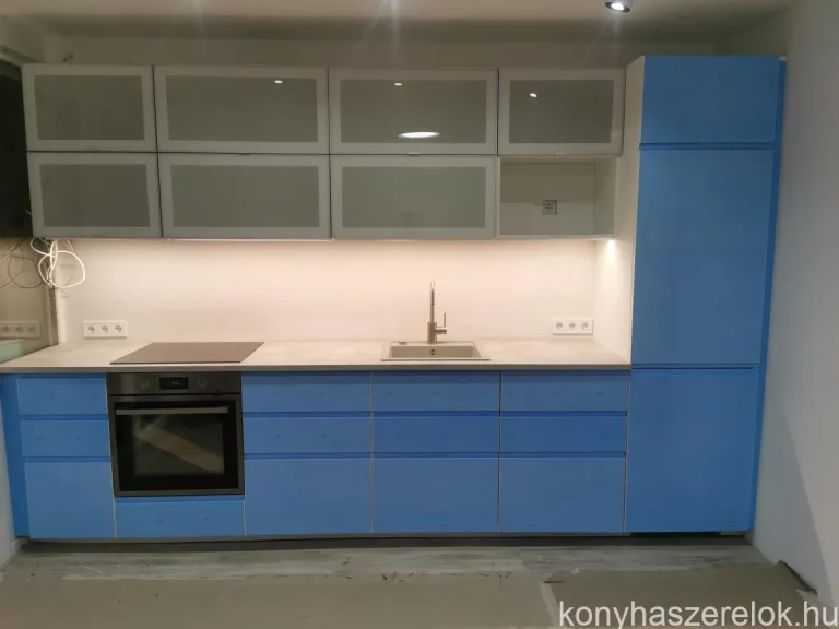 Elkészült konyha (2021. február)